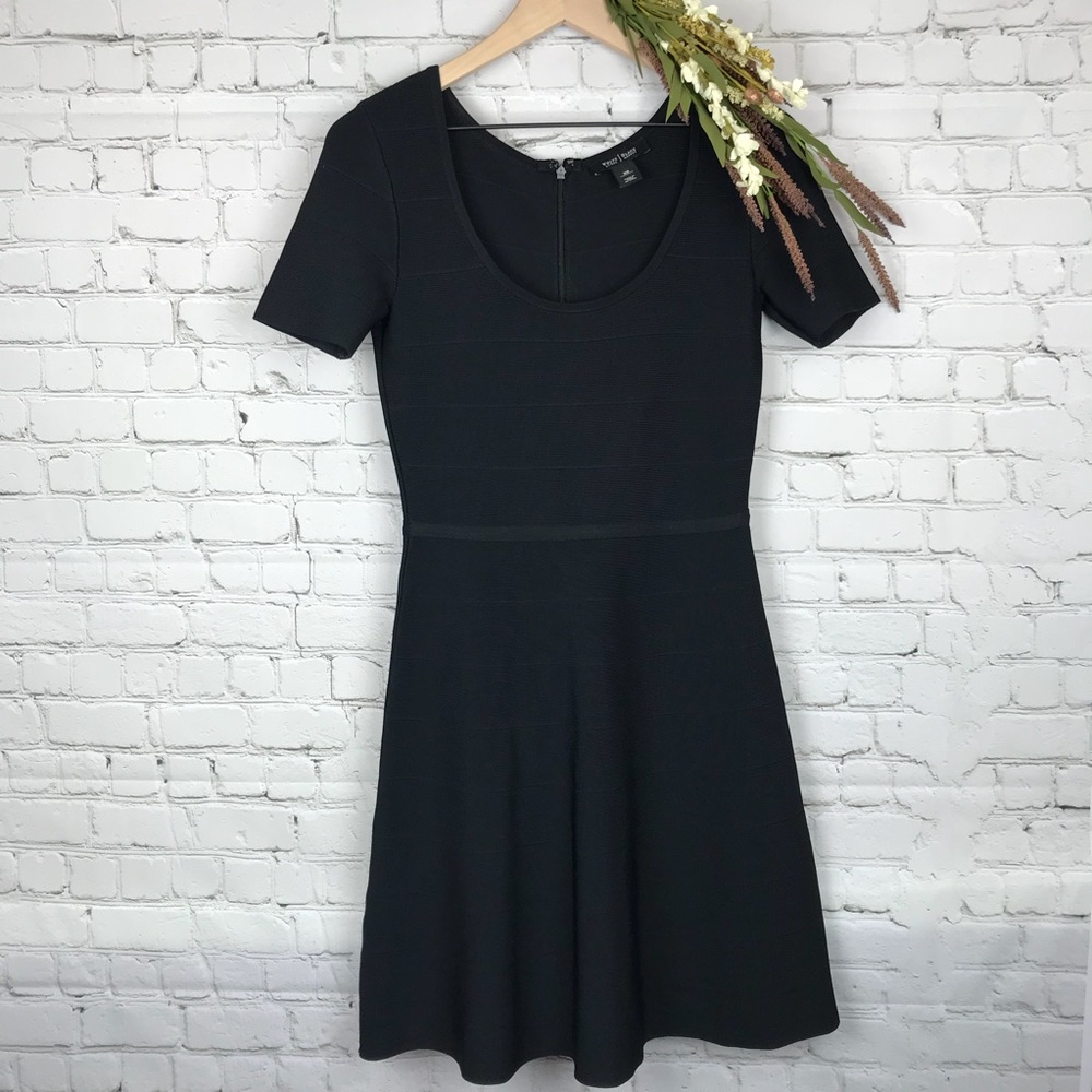 White House Black Market Scuba Fit N Flare Dress